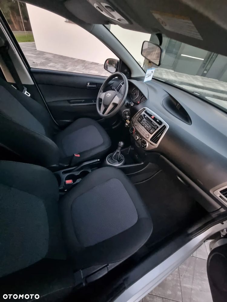 Hyundai i20 1.2 Fifa World Cup Edition - 10