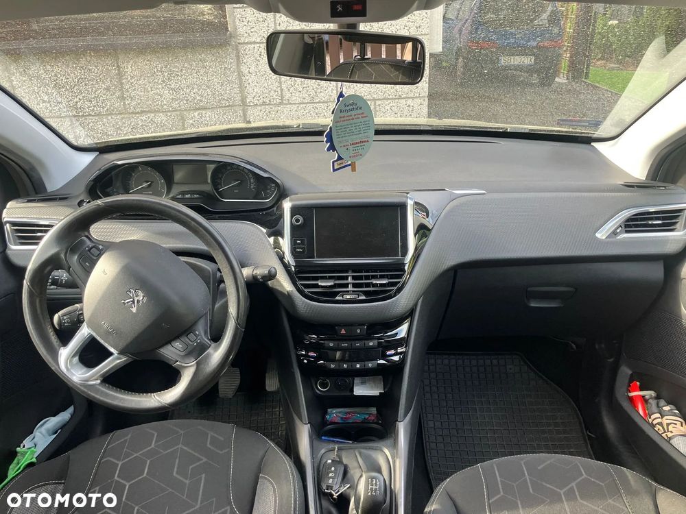 Peugeot 2008 1.2 Pure Tech Active - 2