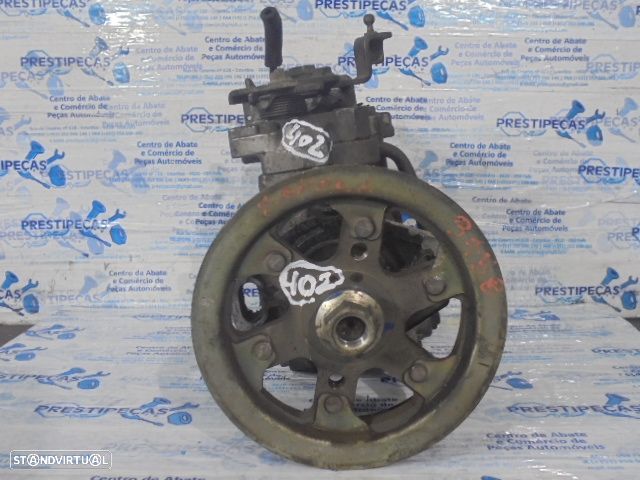 Bomba Injectora 221005B030 TOYOTA DYNA 150 1989 2.8D 85CV 2P BRANCO DENSO - 1