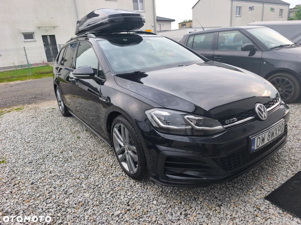 Volkswagen Golf ver-vii-2-0-tdi-bmt-gtd-dsg - 2