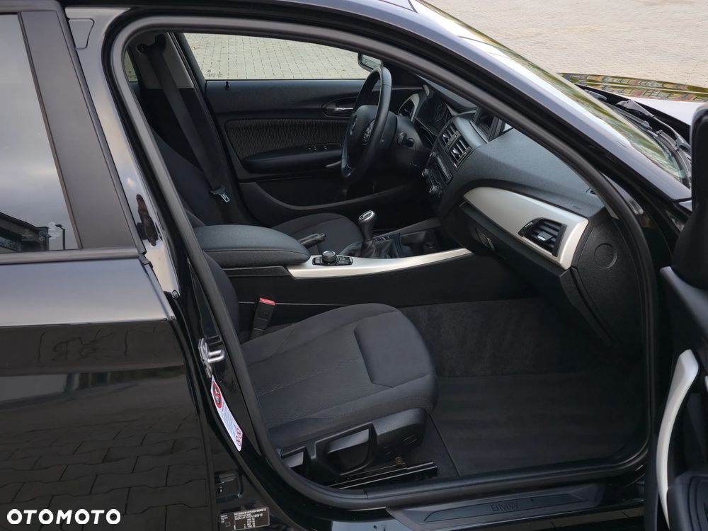 BMW Seria 1 116i Sport Line - 10