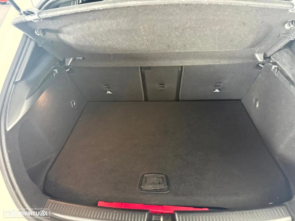 Mercedes-Benz A 250 e 8G-DCT Advanced AMG Line - 9