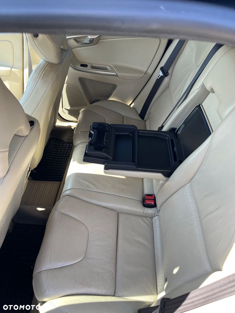Volvo XC 60 - 14