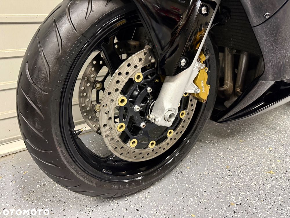 Honda CBR - 15