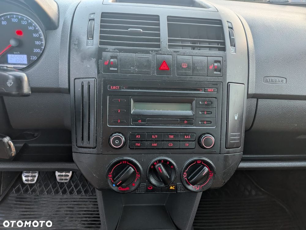 Volkswagen Polo Cross - 8
