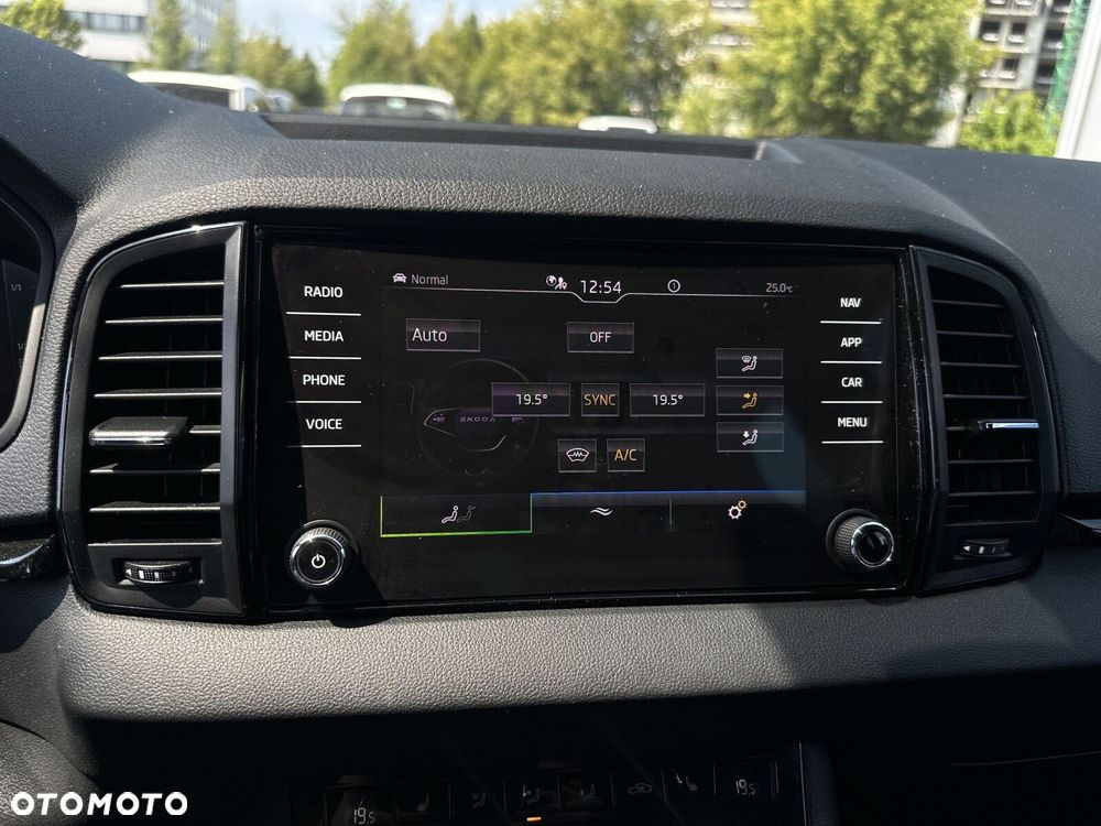 Skoda Karoq 1.5 TSI ACT Sportline DSG - 22