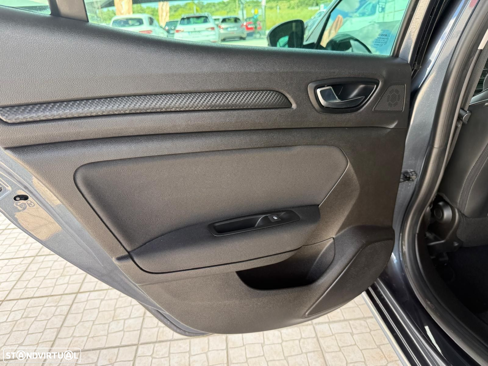 Renault Mégane 1.3 TCe Limited - 15