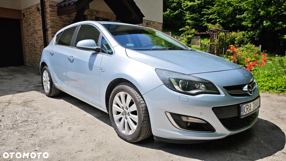 Opel Astra 1.6 CDTI Cosmo - 4