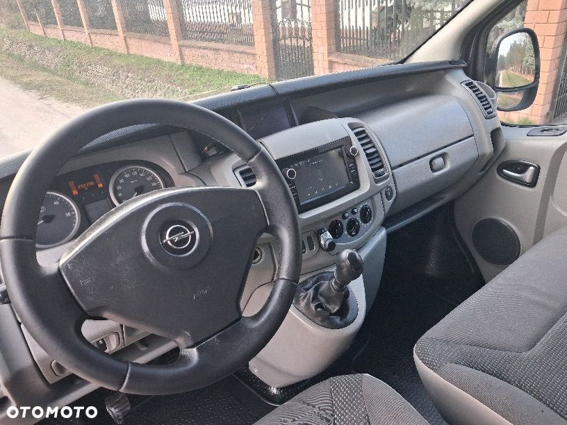 Opel Vivaro - 12