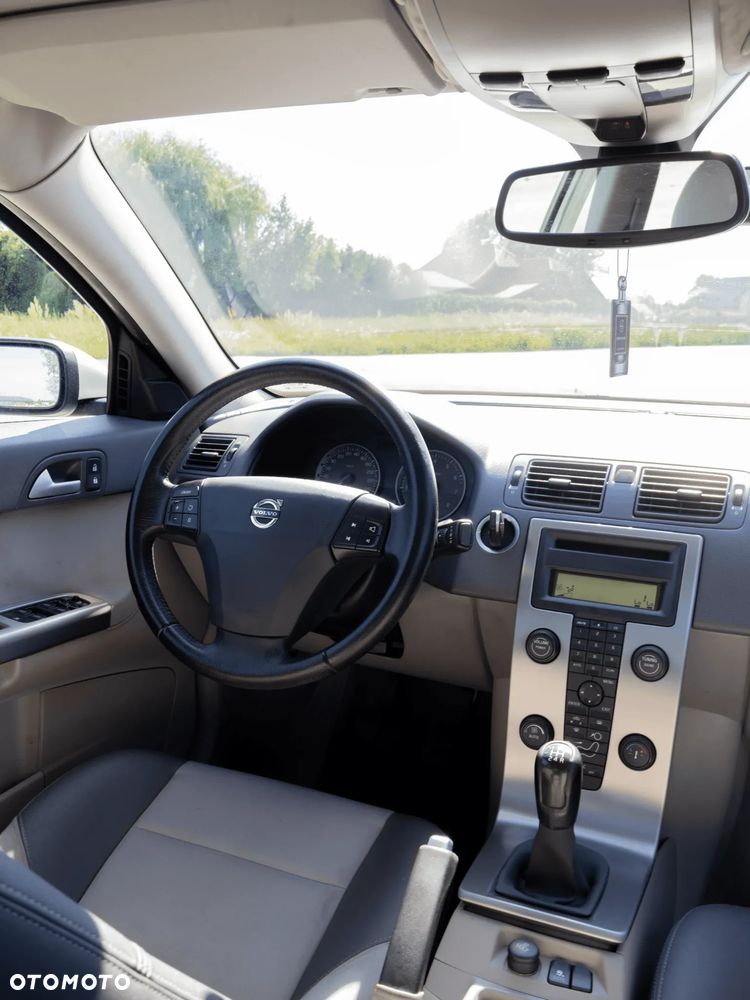 Volvo S40 2.4i Momentum - 13
