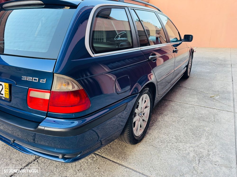 BMW 320 d Edition Sport - 11