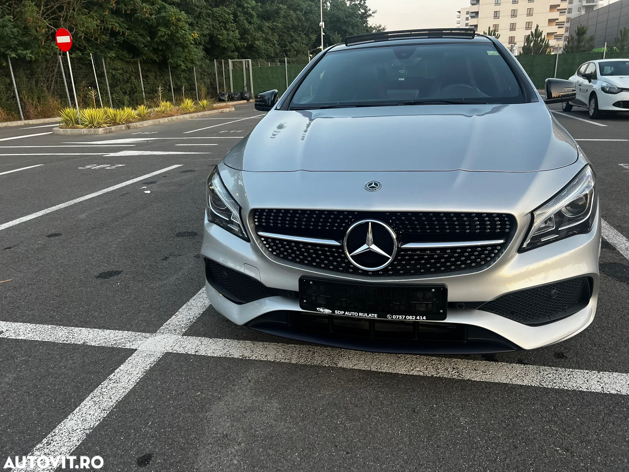 Mercedes-Benz CLA 200 d 7G-DCT AMG Line - 2