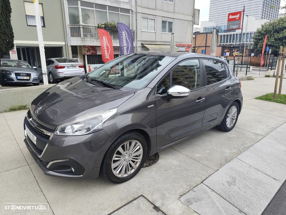 Peugeot 208 1.2 PureTech Style - 2