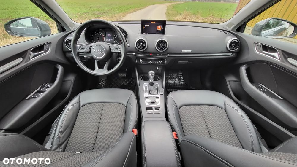 Audi A3 Sportback - 11