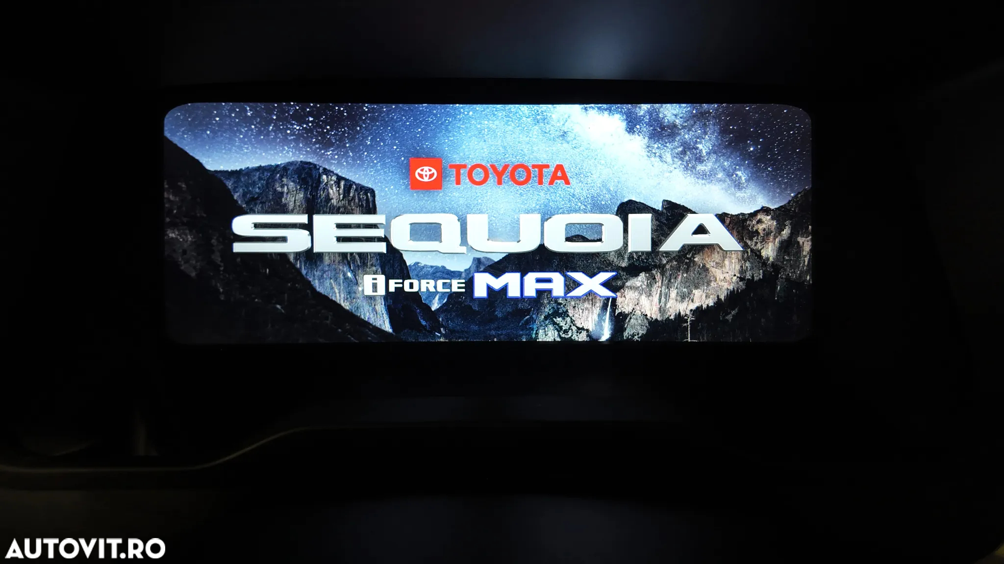Toyota Sequoia - 27