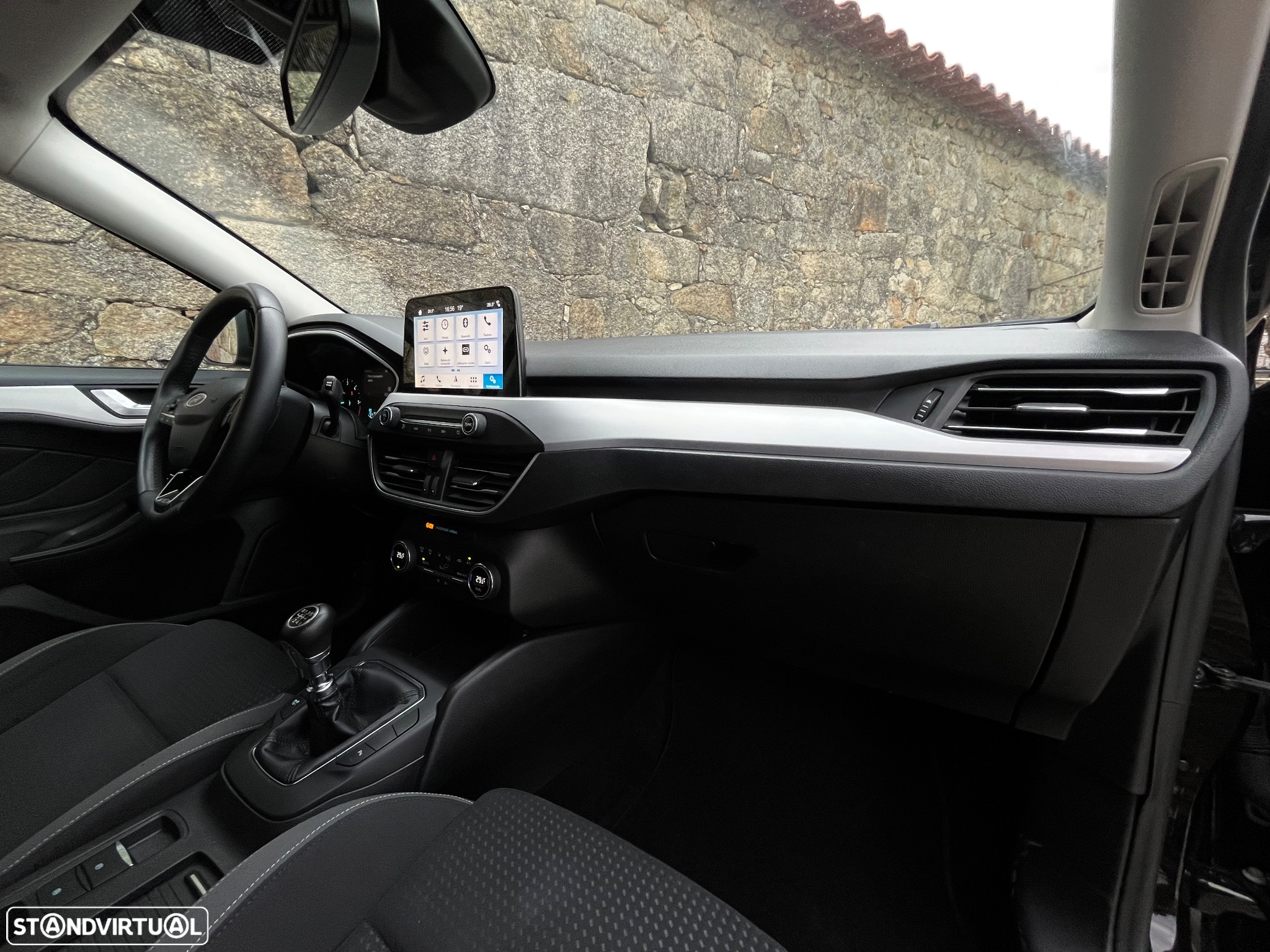 Ford Focus SW 1.5 TDCi EcoBlue Active - 29
