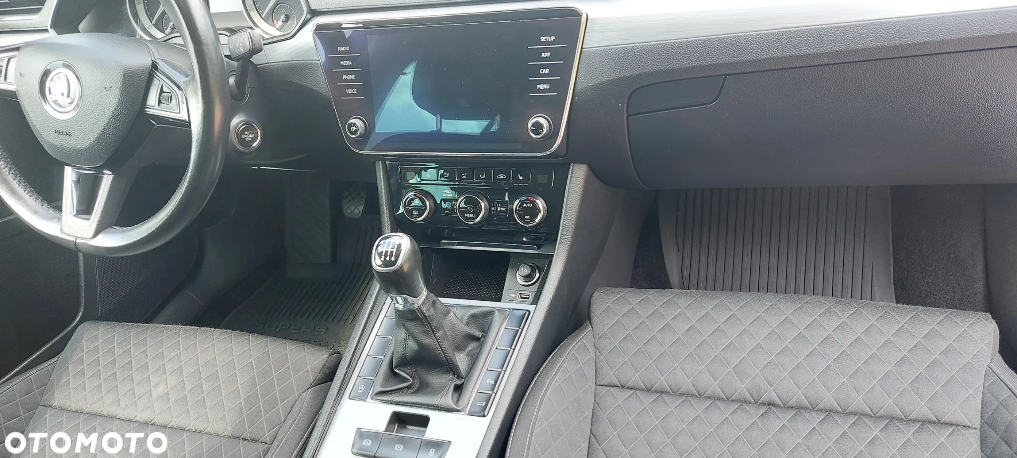 Skoda Superb 2.0 TDI Style - 16