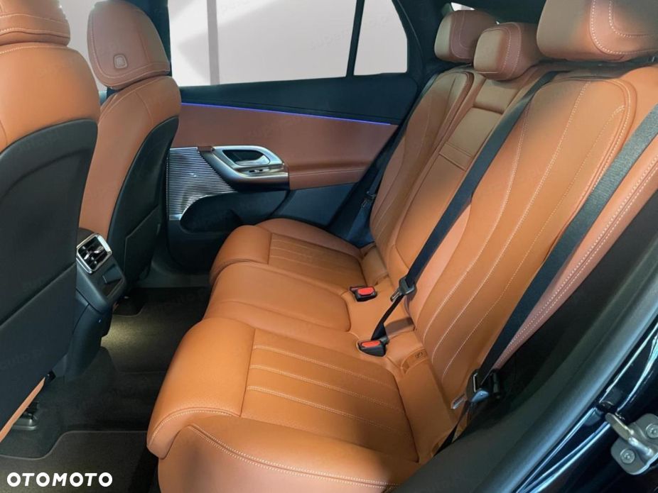 Mercedes-Benz GLC - 8