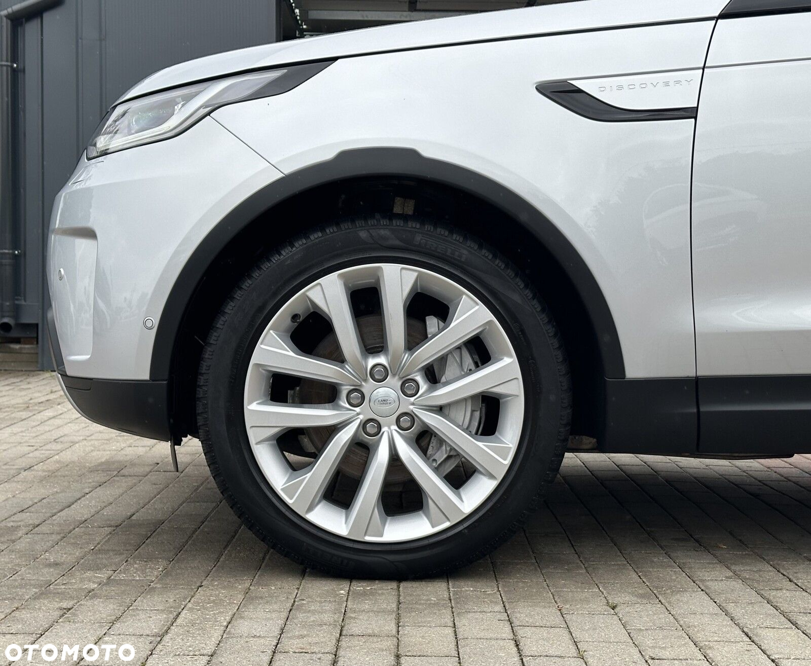 Land Rover Discovery - 17