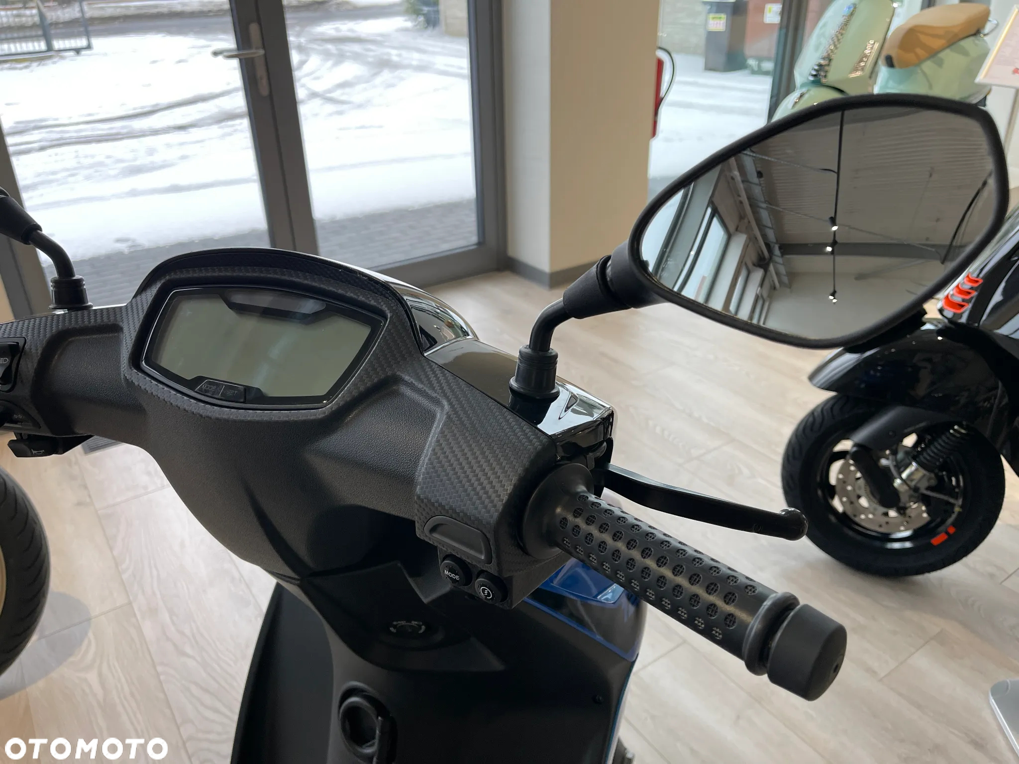 Aprilia SR - 11