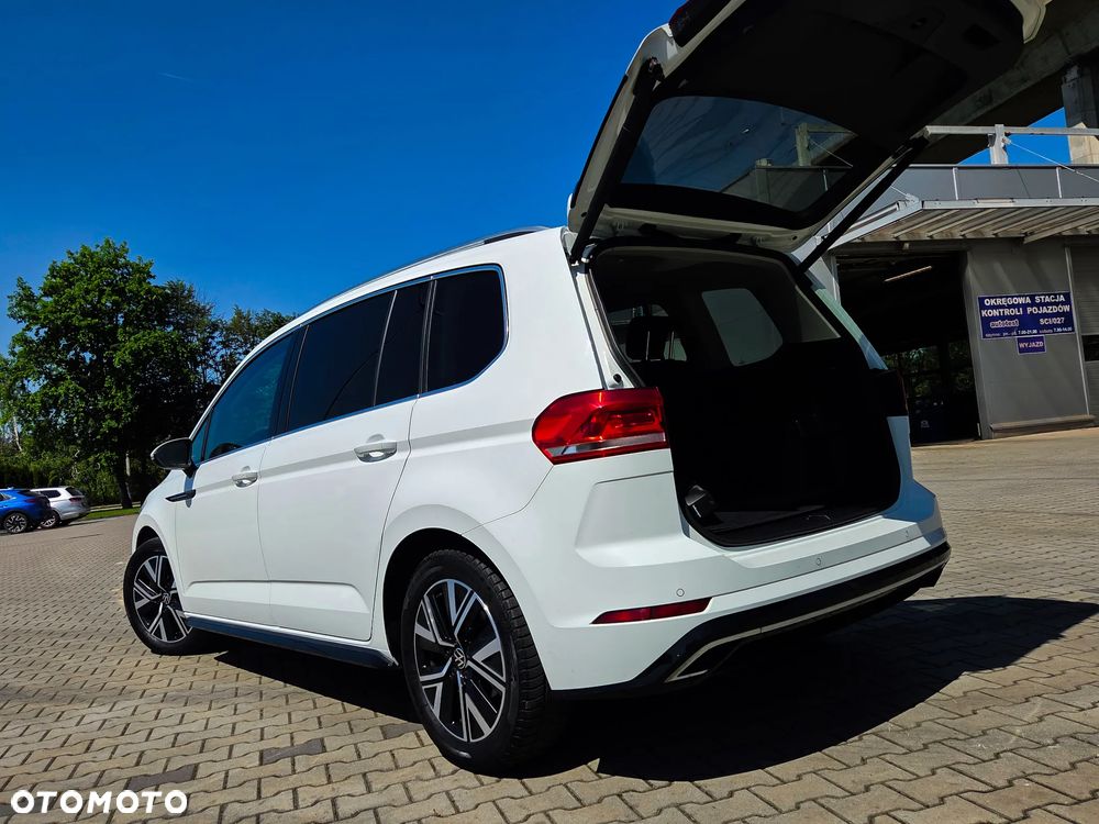 Volkswagen Touran 1.5 TSI EVO Highline DSG - 23