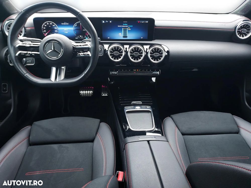 Mercedes-Benz CLA 250 - 12