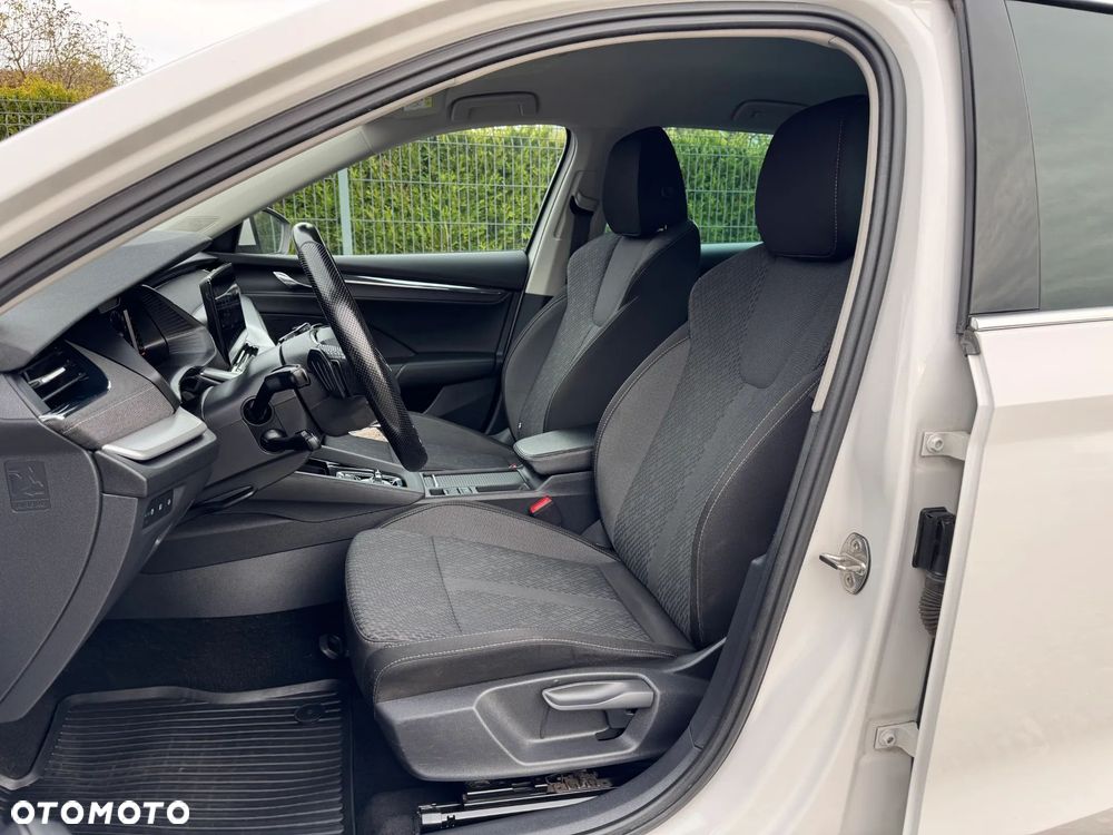 Skoda Octavia 2.0 TSI 4x4 Style DSG - 26