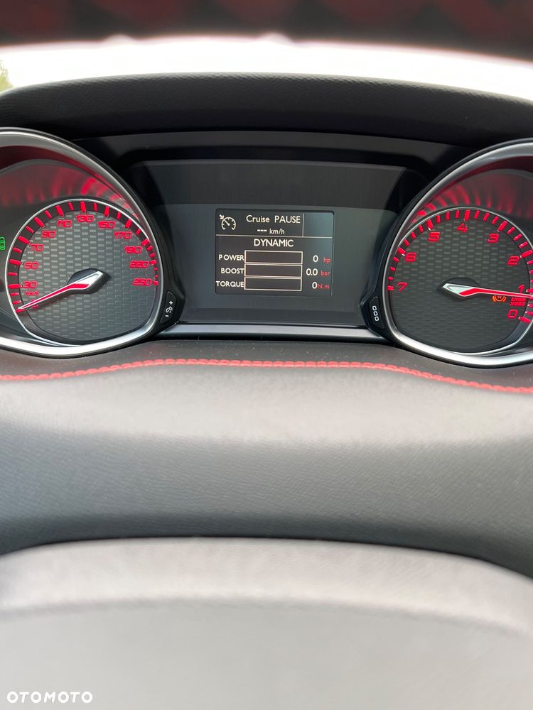 Peugeot 308 1.6 e-THP GT S&S - 9