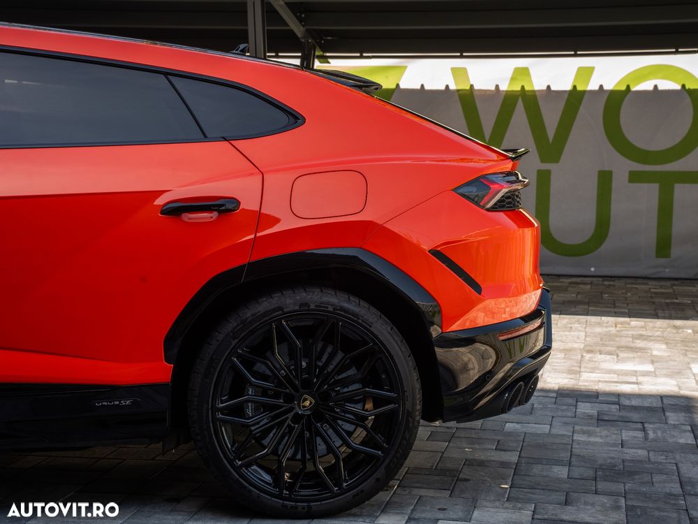 Lamborghini URUS - 6