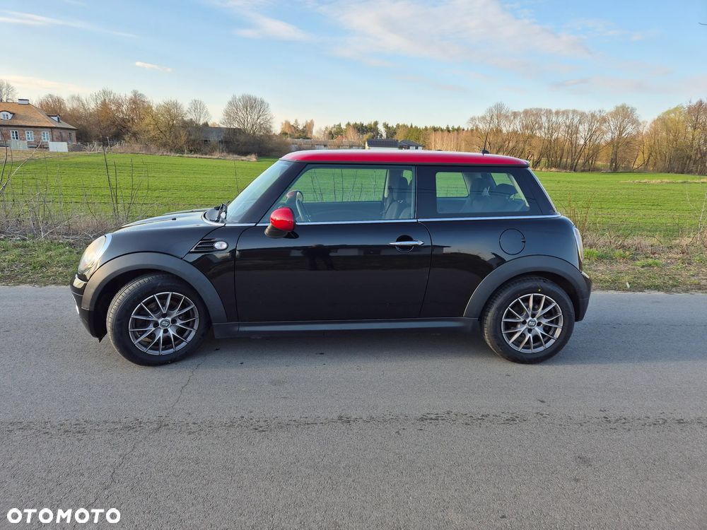 MINI Cooper Standard - 3