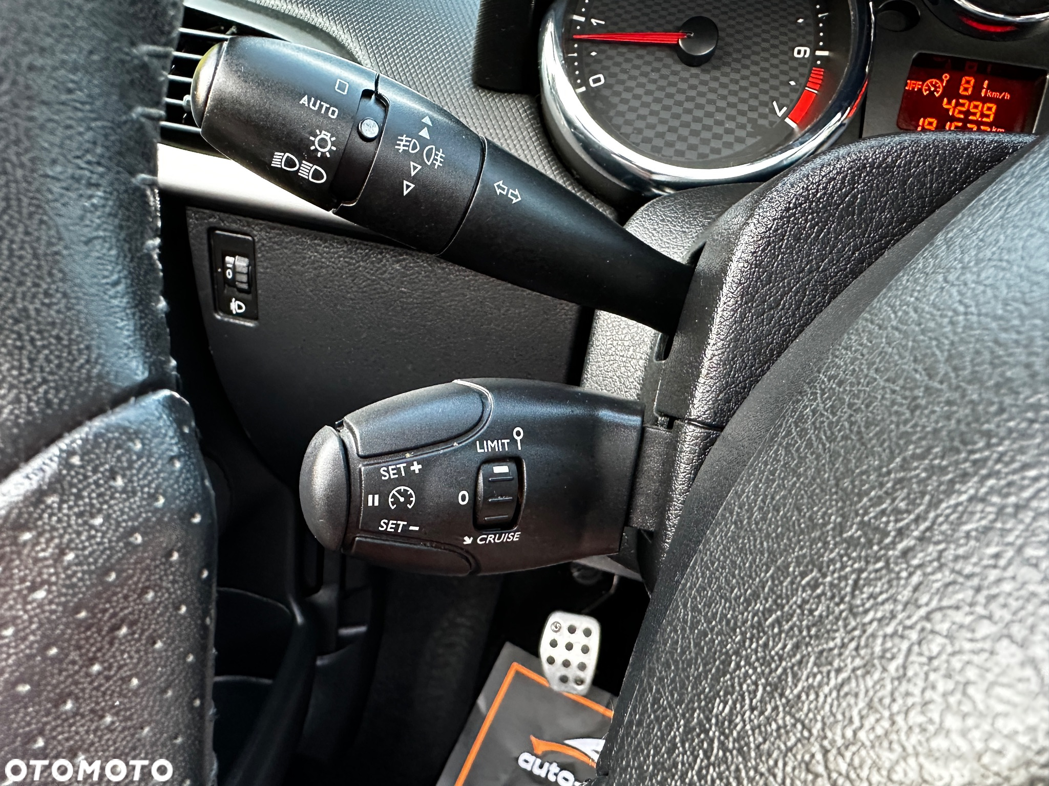 Peugeot 207 CC - 32