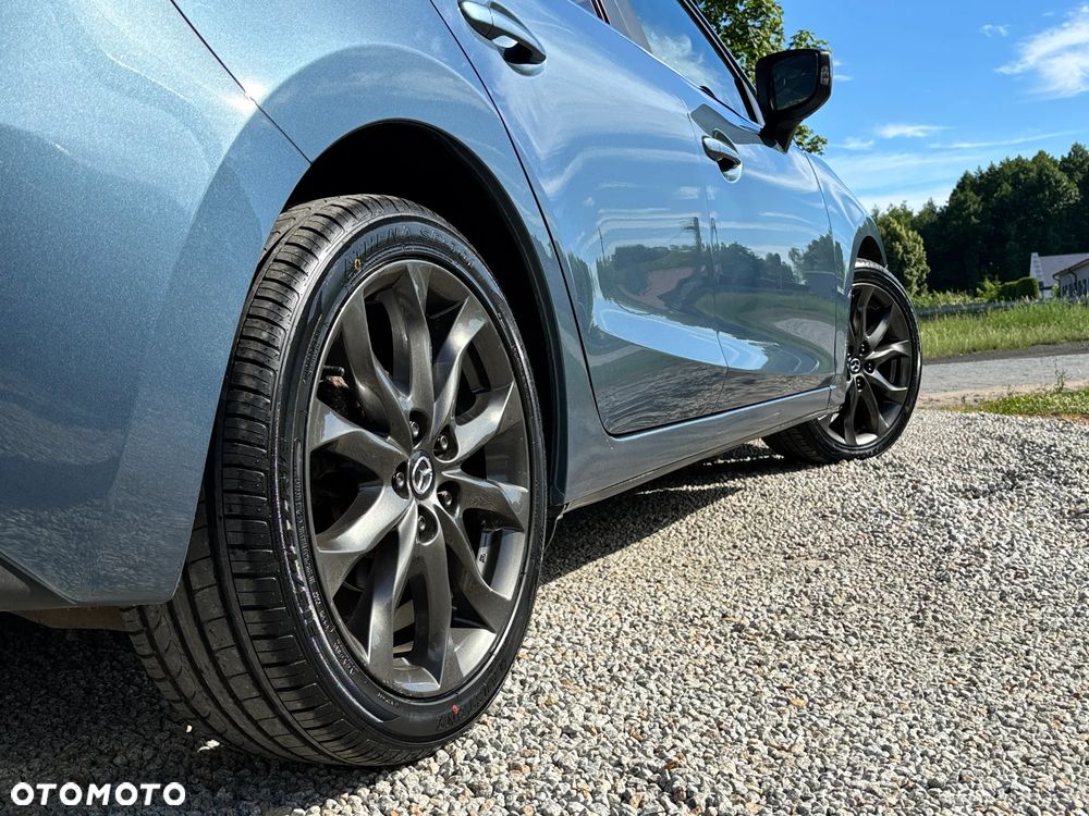 Mazda 3 SKYACTIV-G 120 NAKAMA - 28