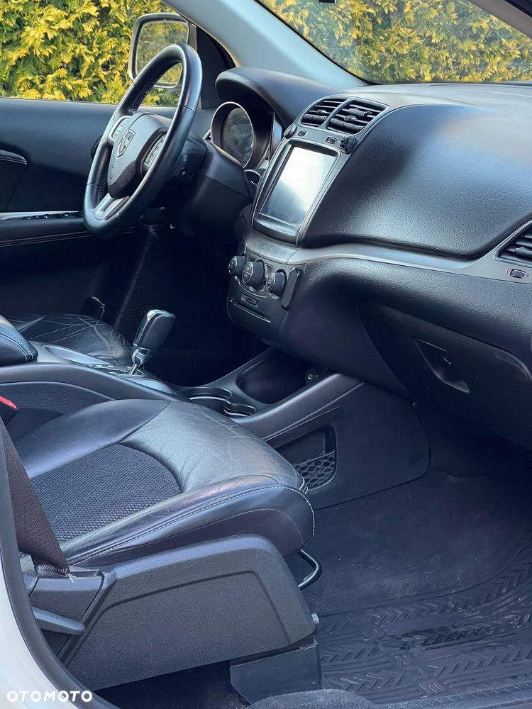 Dodge Journey - 15