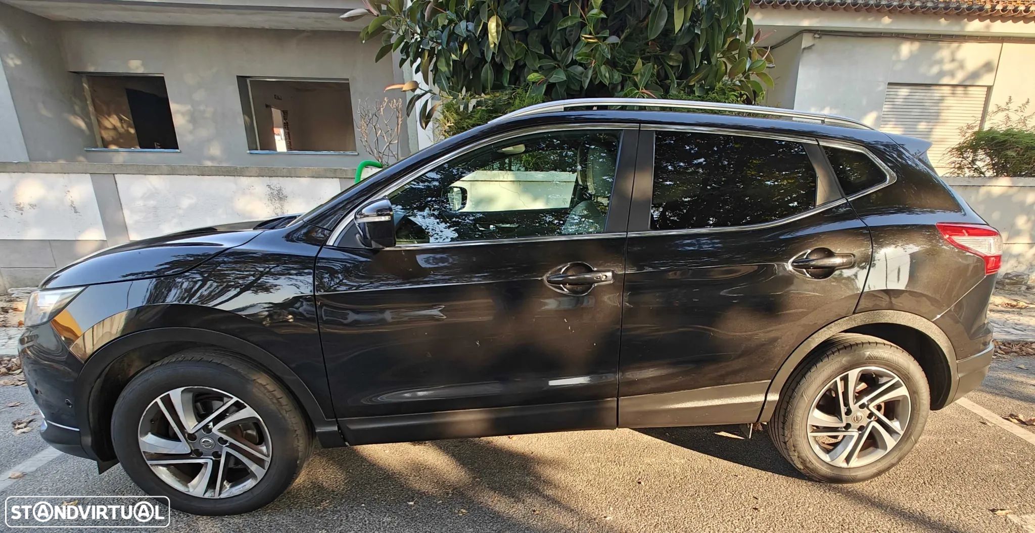 Nissan Qashqai 1.5 dCi Tekna Premium 17 360 - 1