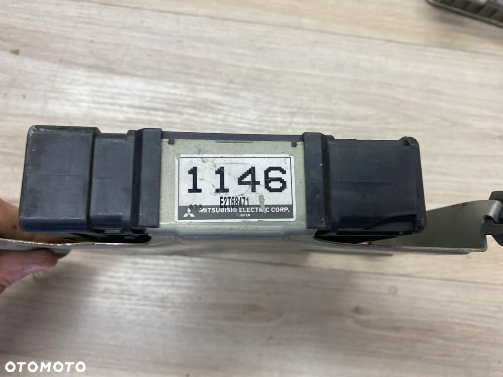MODUŁ STEROWNIK KOMPUTER SILNIKA MITSUBISHI CARISMA 1,6 MD341146 E2T88471 - 2