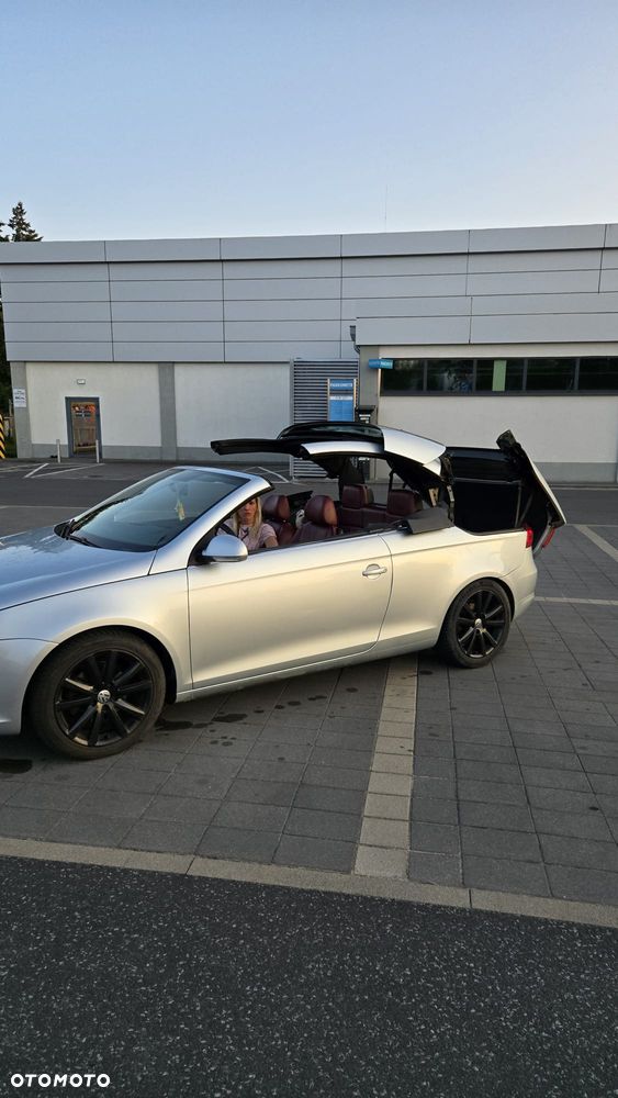 Volkswagen Eos - 4