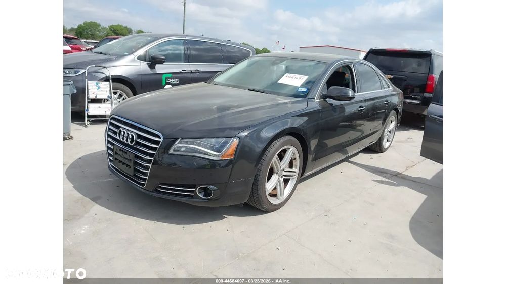 Audi A8 - 2
