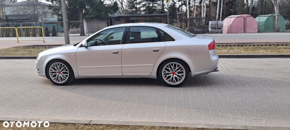 Audi A4 Limousine 1.8 T quattro - 4