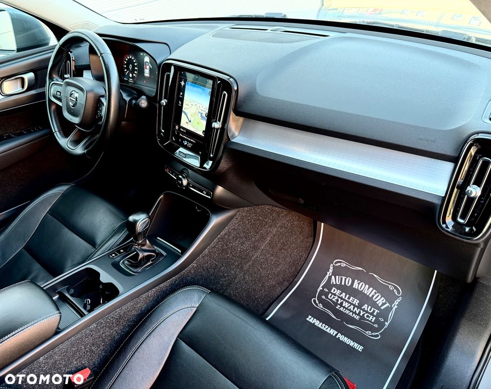 Volvo XC 40 D3 Momentum Pro - 31