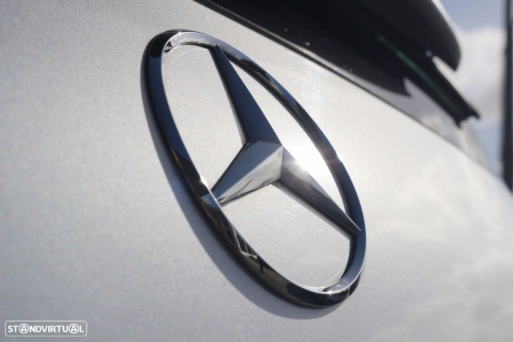 Mercedes-Benz GLB 180 d Progressive - 18