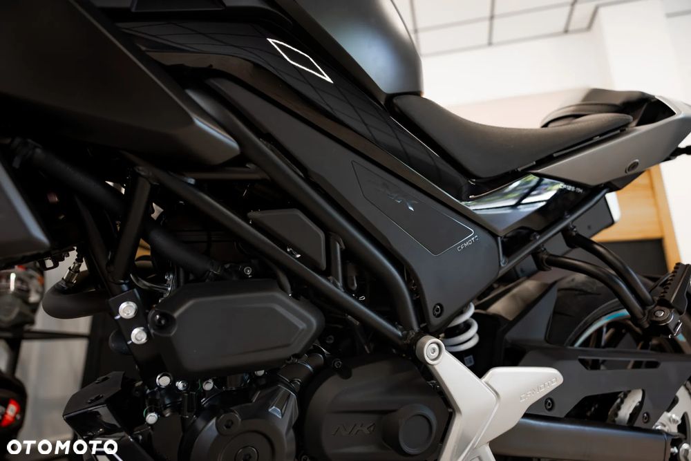 CFMoto NK - 23