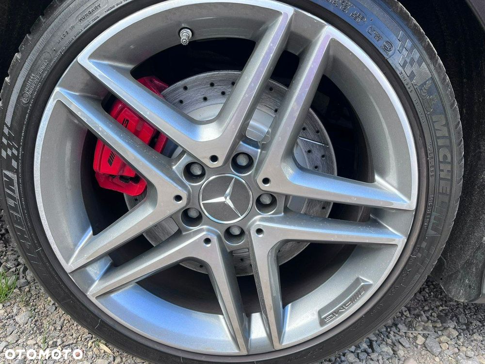 Mercedes-Benz CLA 45 AMG 4-Matic - 36