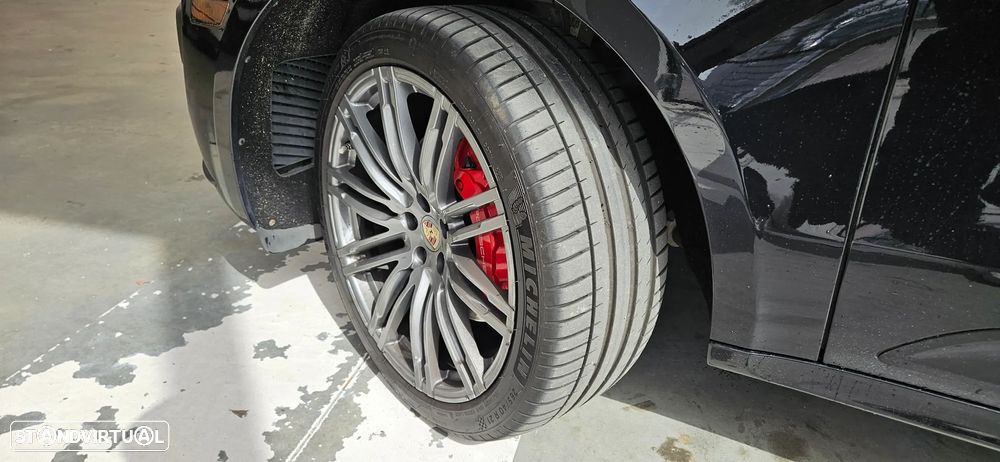 Porsche Macan Turbo PDK - 7
