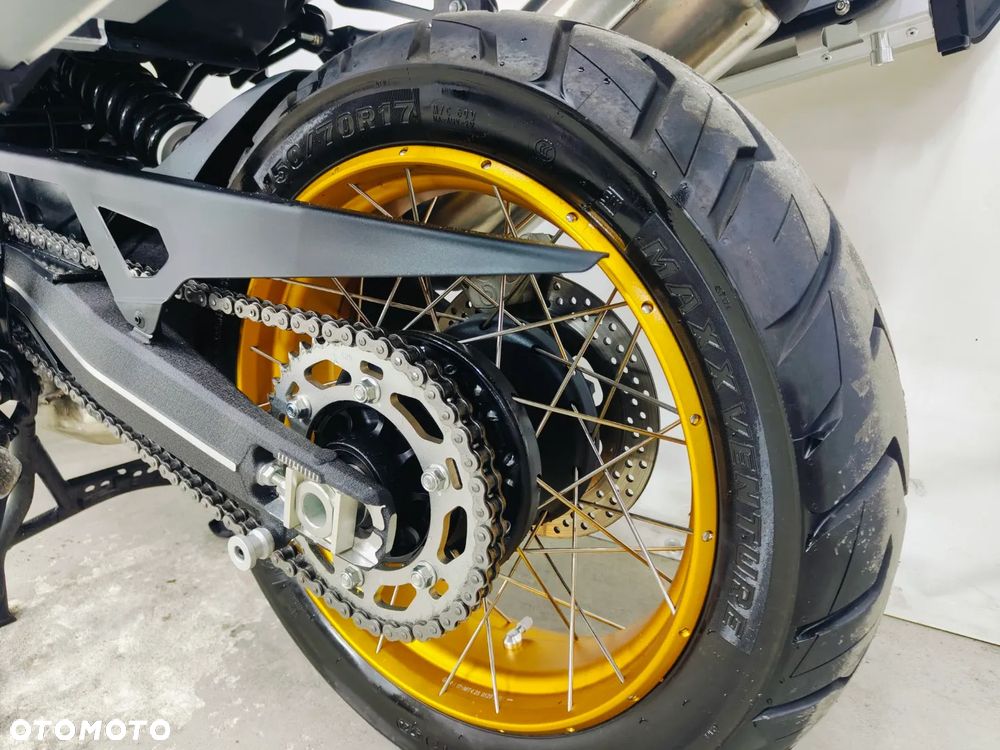 QJMOTOR 900 SX - 23