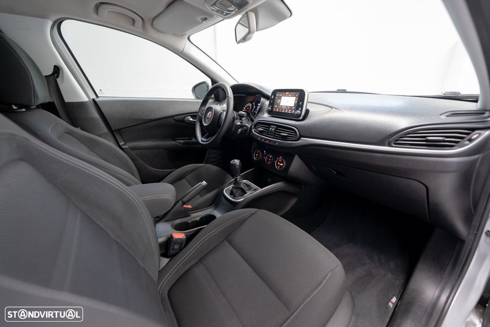 Fiat Tipo 1.3 M-Jet Lounge Tech J17 - 6