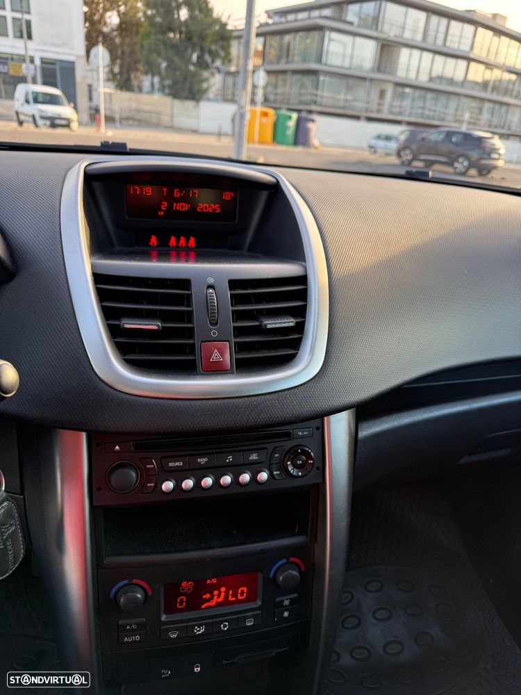 Peugeot 207 SW 1.6 HDi Outdoor - 14