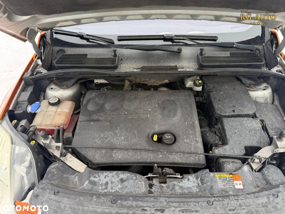 Ford Kuga - 21