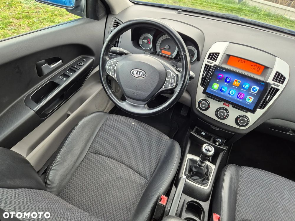 Kia Ceed 2.0 CRDi SW Spirit - 8