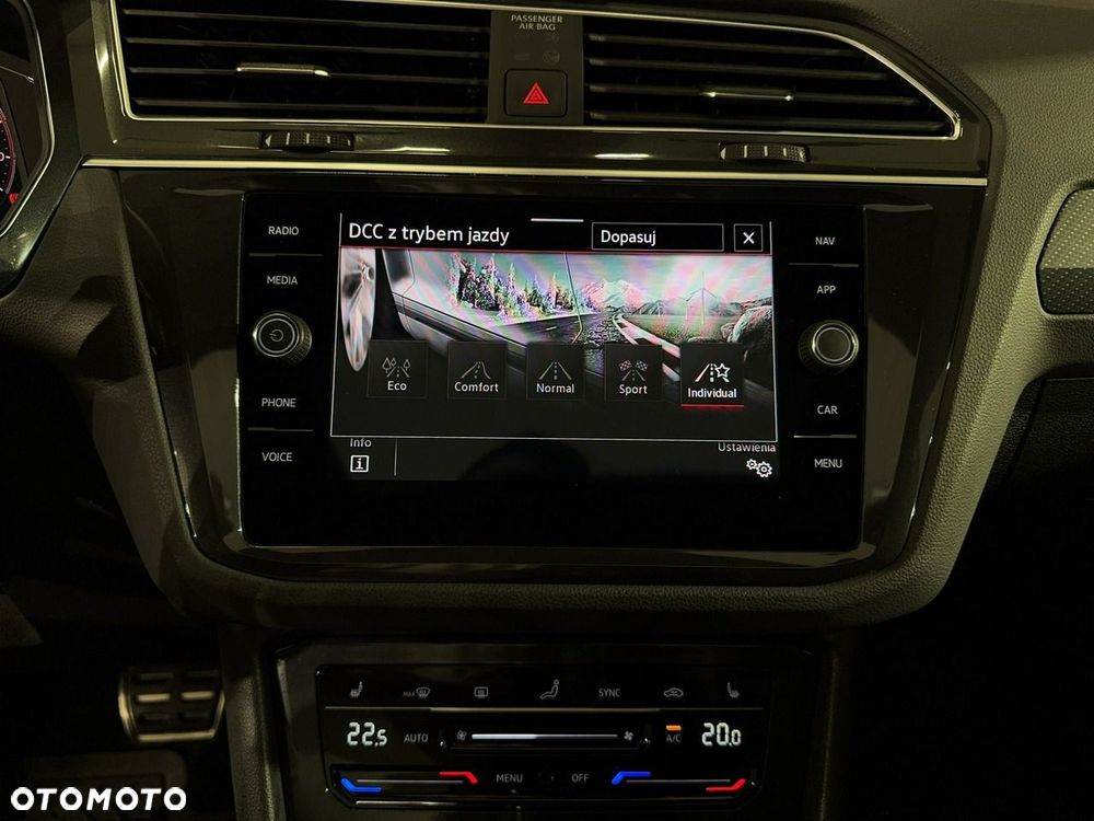 Volkswagen Tiguan - 27
