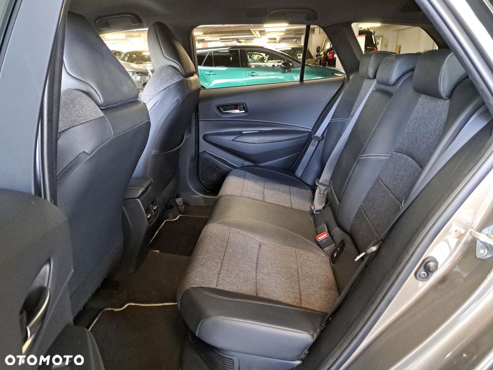 Toyota Corolla 1.8 Hybrid Style - 13
